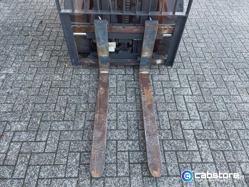 Linde H35D-02 Heftruck - Bouwjaar 2013 - Draaiuren 6892 - Diesel - Side Shift - Freelift - Doorrij hoogte 217 cm !! - 디젤 지게차 : 사진 5 Linde H35D-02 Heftruck - Bouwjaar 2013 - Draaiuren 6892 - Diesel - Side Shift - Freelift - Doorrij hoogte 217 cm !! - 디젤 지게차 : 사진 5