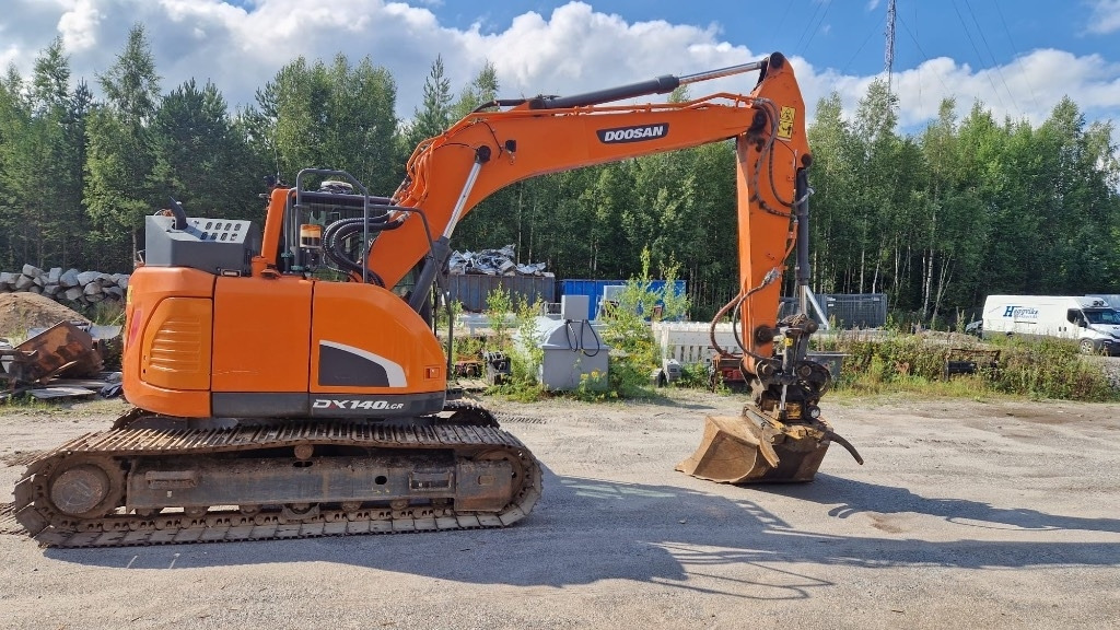Doosan DX 140 LCR - 크롤러 굴삭기 : 사진 2 Doosan DX 140 LCR - 크롤러 굴삭기 : 사진 2