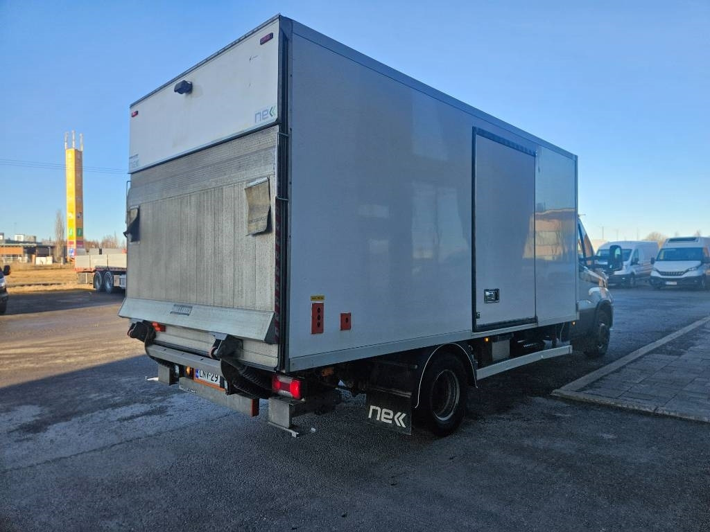Iveco Daily 70C18 - 박스 밴 : 사진 3 Iveco Daily 70C18 - 박스 밴 : 사진 3