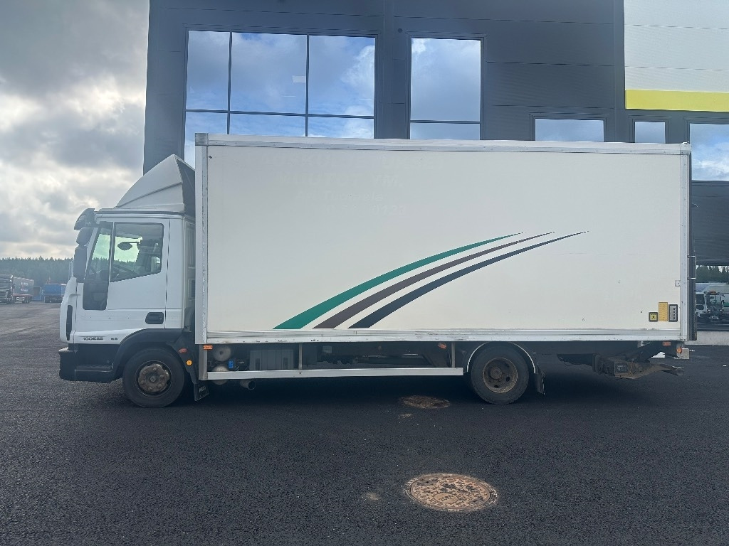 Iveco Eurocargo 100 E22 - 박스 트럭 : 사진 5 Iveco Eurocargo 100 E22 - 박스 트럭 : 사진 5