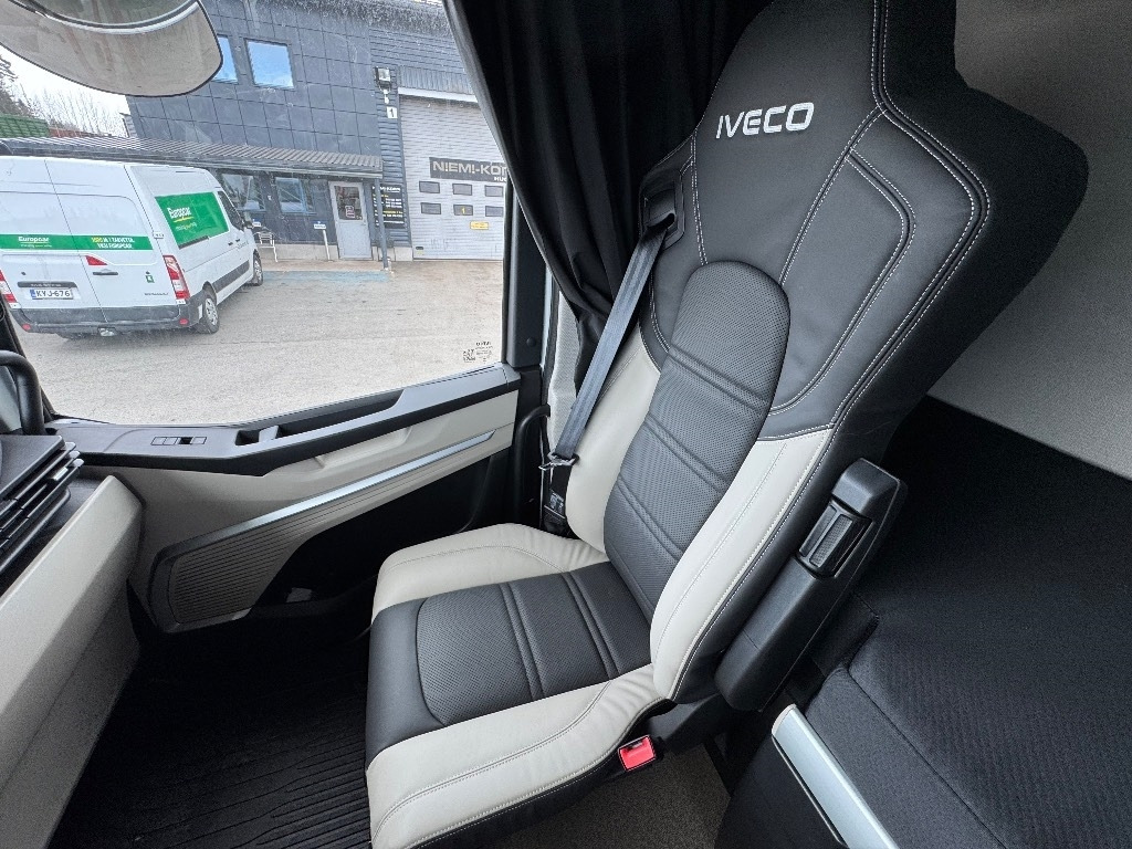 신규 캡 새시 트럭 Iveco S-Way AS260S50Y/FS CM UUTTA MALLIA : 사진 8