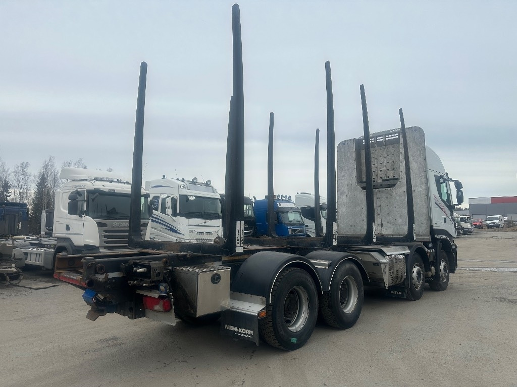 Iveco X-WAY AS340x57 8x4 - 목재 트럭 : 사진 3 Iveco X-WAY AS340x57 8x4 - 목재 트럭 : 사진 3