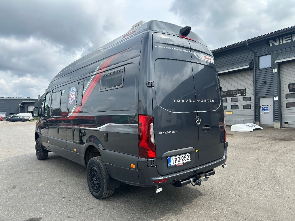Mercedes-Benz 419 4x4 KABE - 캠핑 밴 : 사진 5 Mercedes-Benz 419 4x4 KABE - 캠핑 밴 : 사진 5