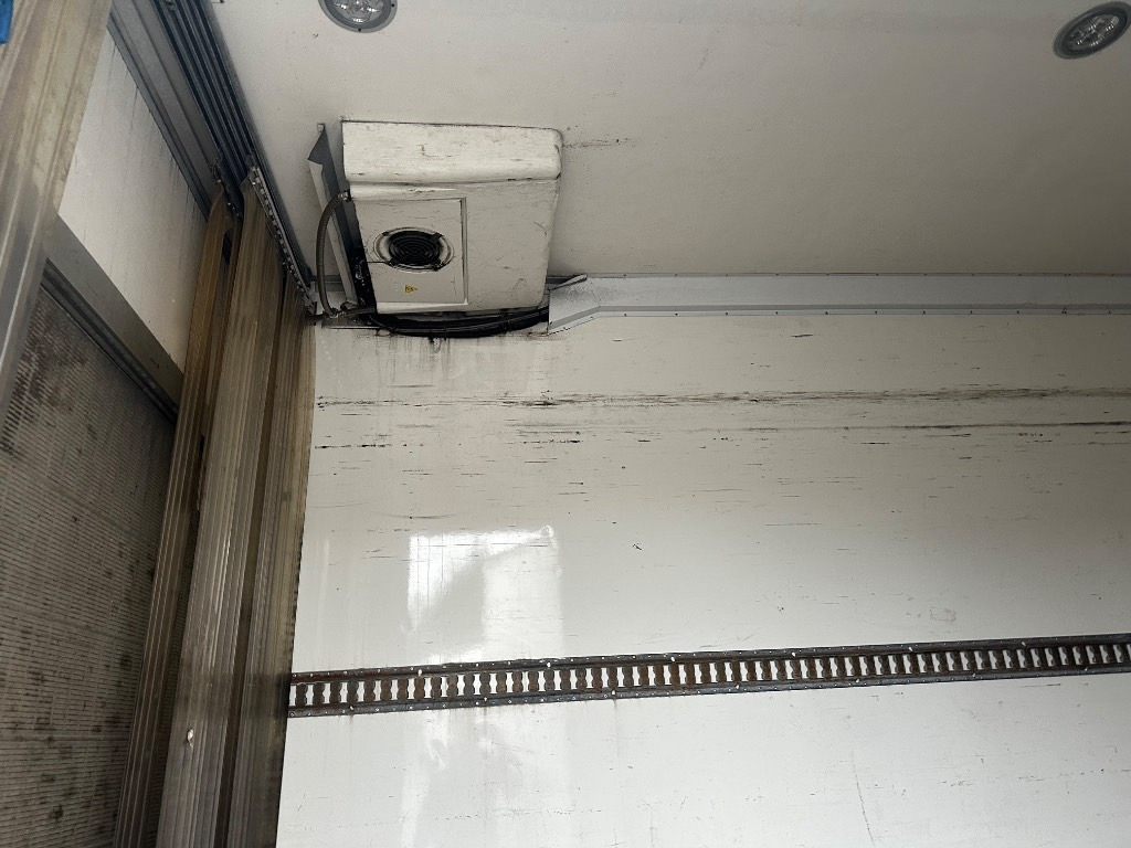 Mercedes-Benz Atego 818 - 냉동탑차 : 사진 5 Mercedes-Benz Atego 818 - 냉동탑차 : 사진 5