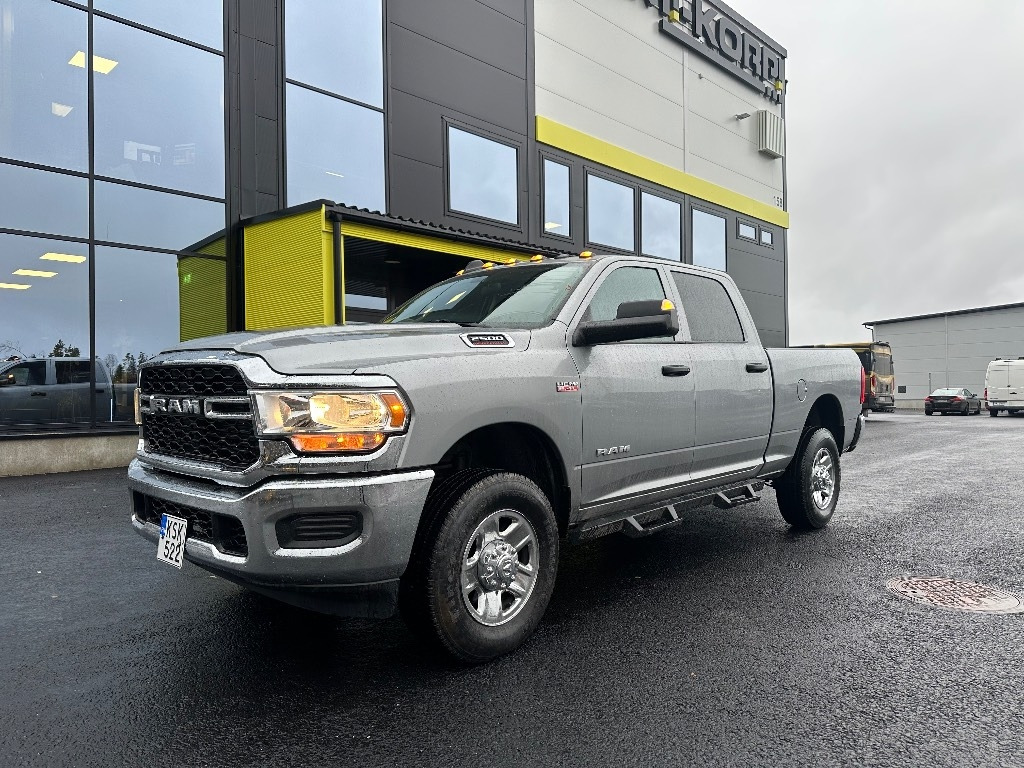 RAM 2500 Tradesman - 픽업트럭 : 사진 1 RAM 2500 Tradesman - 픽업트럭 : 사진 1