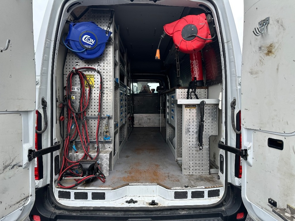 Renault Master huoltoauto varusteineen - 패널 밴 : 사진 5 Renault Master huoltoauto varusteineen - 패널 밴 : 사진 5