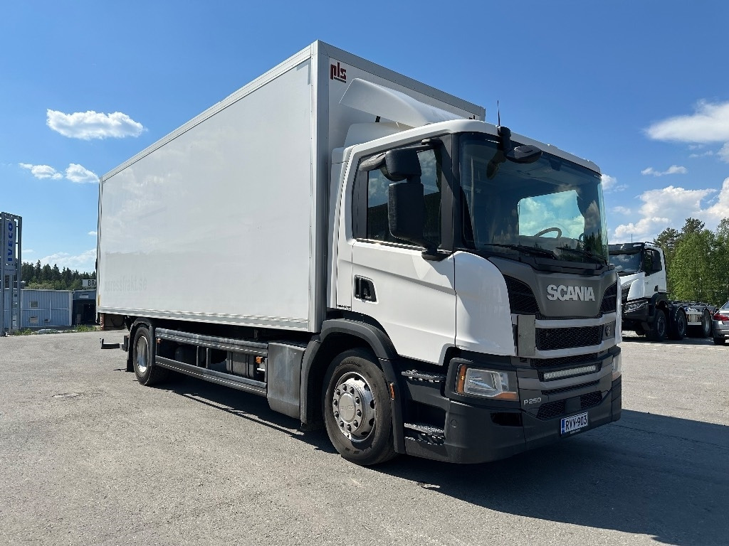 Scania P250 - 박스 트럭 : 사진 3 Scania P250 - 박스 트럭 : 사진 3