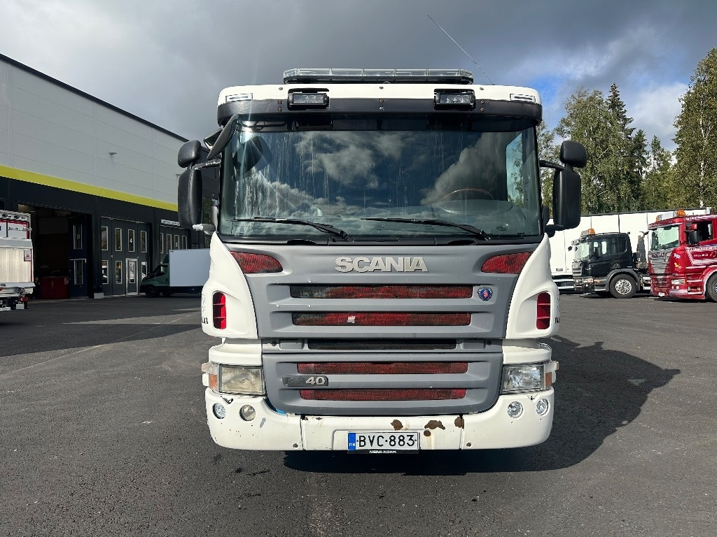 Scania P340 6x2*4 - 진공 흡입 트럭 : 사진 2 Scania P340 6x2*4 - 진공 흡입 트럭 : 사진 2