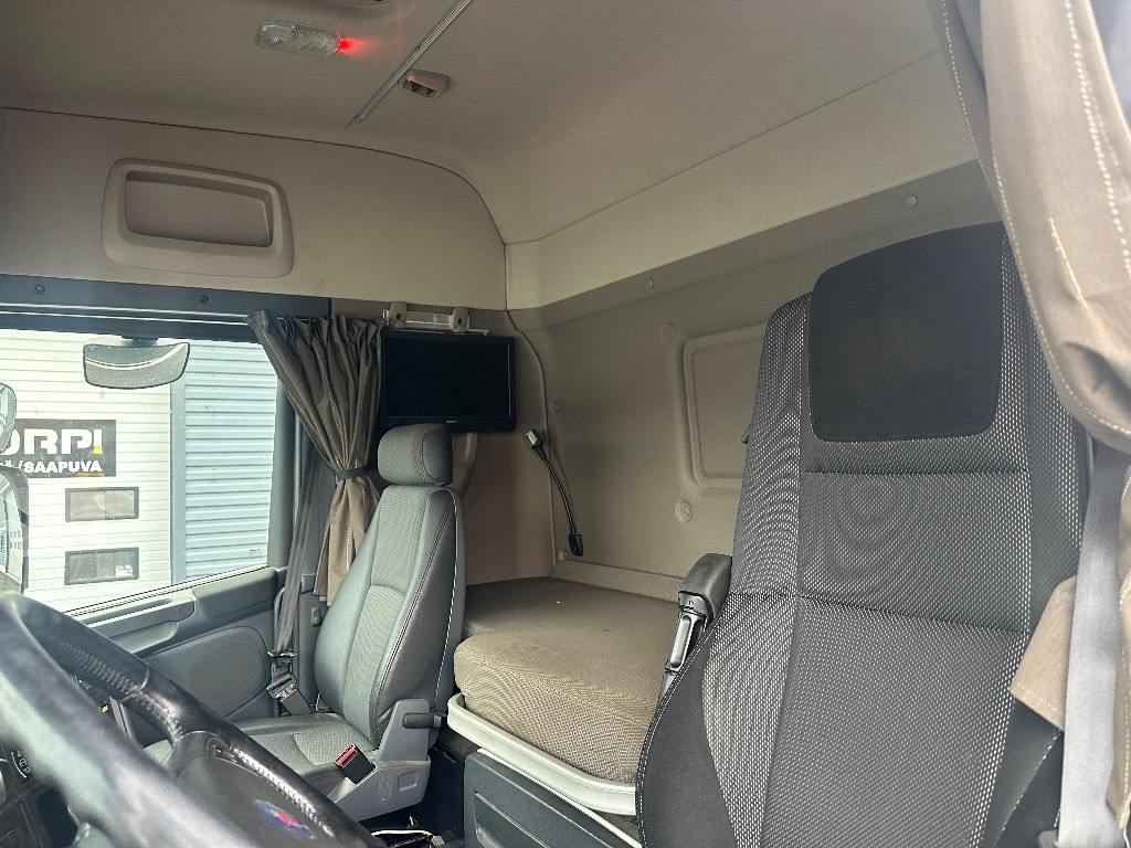 리스 Scania R520 8x2/4  Scania R520 8x2/4 : 사진 18