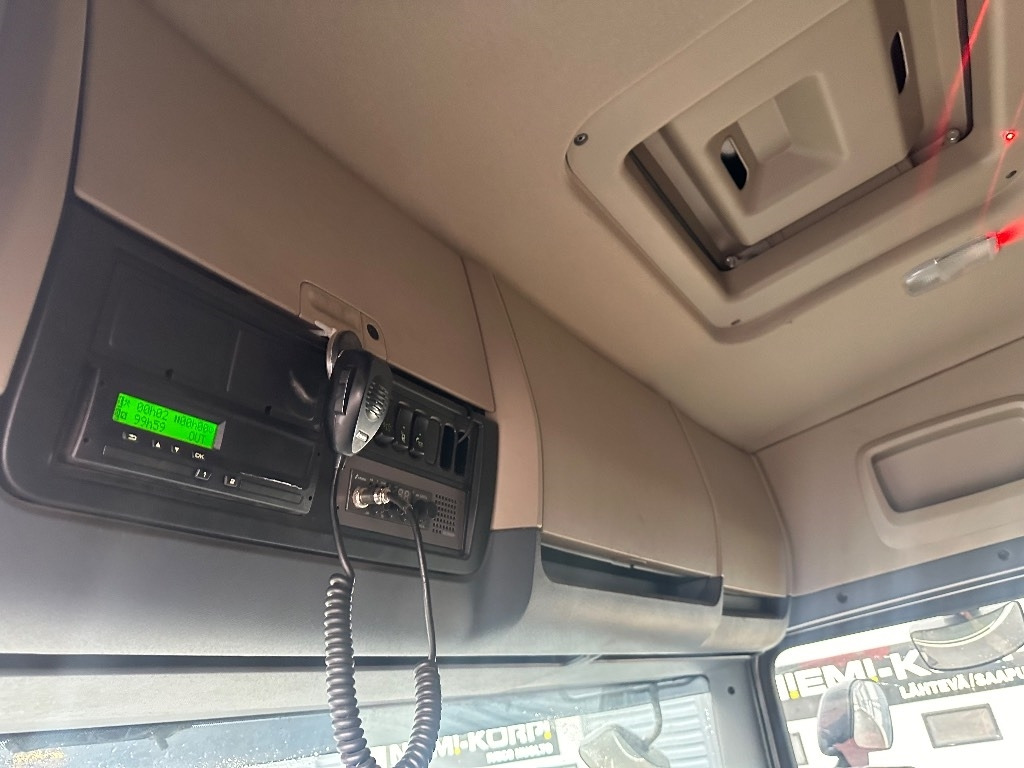 리스 Scania R520 8x2/4  Scania R520 8x2/4 : 사진 19