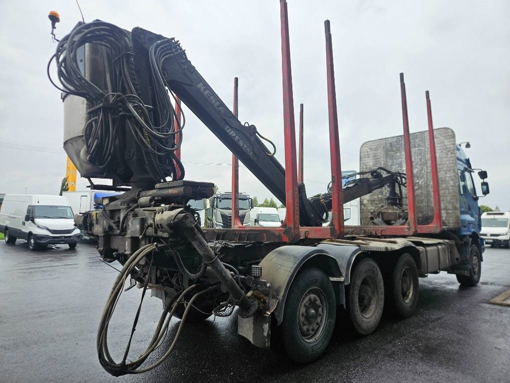 Sisu C600 8x4 kesla 2010 - 목재 트럭 : 사진 3 Sisu C600 8x4 kesla 2010 - 목재 트럭 : 사진 3