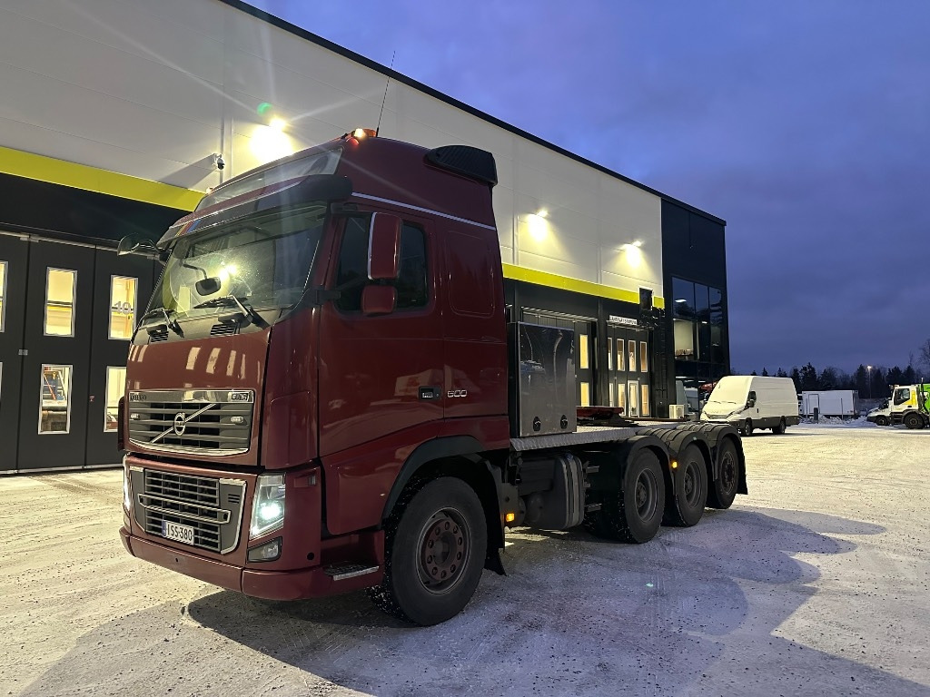 Volvo FH16 600 8x4*4 - 트랙터 유닛 : 사진 1 Volvo FH16 600 8x4*4 - 트랙터 유닛 : 사진 1
