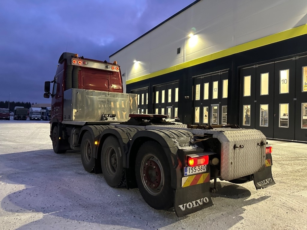 Volvo FH16 600 8x4*4 - 트랙터 유닛 : 사진 3 Volvo FH16 600 8x4*4 - 트랙터 유닛 : 사진 3