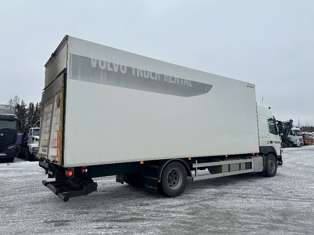 Volvo FM 330 - 냉동탑차 : 사진 3 Volvo FM 330 - 냉동탑차 : 사진 3