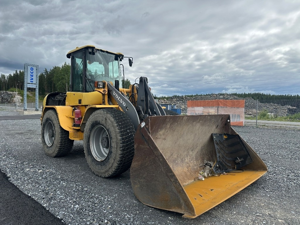 Volvo L45B 4X4 /245 - 휠 로더 : 사진 2 Volvo L45B 4X4 /245 - 휠 로더 : 사진 2