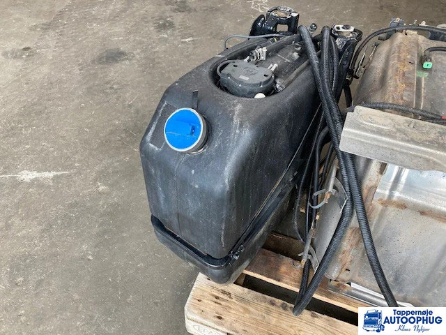 Scania adblue tank / reductant tank Scania 2919673 - 요소수 탱크 트럭 용 : 사진 2 Scania adblue tank / reductant tank Scania 2919673 - 요소수 탱크 트럭 용 : 사진 2