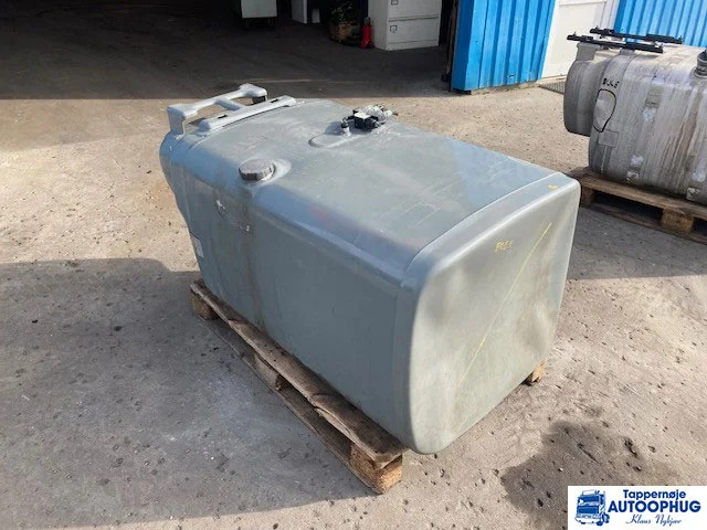 Scania fuel tank 610 liter Scania 2132702 - 연료 탱크 트럭 용 : 사진 3 Scania fuel tank 610 liter Scania 2132702 - 연료 탱크 트럭 용 : 사진 3