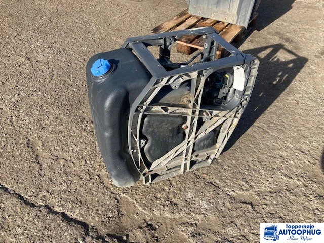 Volvo Adblue tank 21645367 – 23251720 - 요소수 탱크 트럭 용 : 사진 2 Volvo Adblue tank 21645367 – 23251720 - 요소수 탱크 트럭 용 : 사진 2
