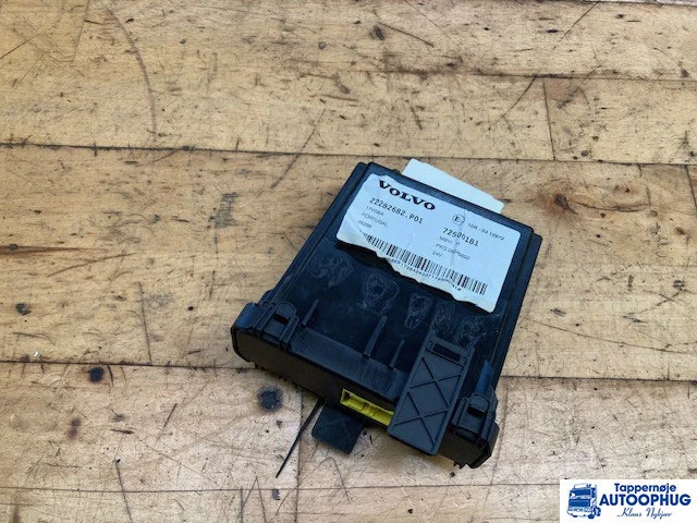 Volvo Control unit human machine interface Volvo 22282682 - 전기 설비 트럭 용 : 사진 1 Volvo Control unit human machine interface Volvo 22282682 - 전기 설비 트럭 용 : 사진 1