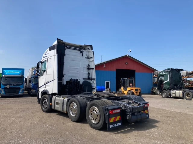 Volvo FH460 6X2 - 트랙터 유닛 : 사진 5 Volvo FH460 6X2 - 트랙터 유닛 : 사진 5