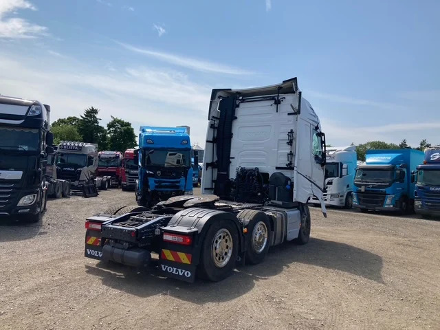 Volvo FH460 6X2 - 트랙터 유닛 : 사진 3 Volvo FH460 6X2 - 트랙터 유닛 : 사진 3