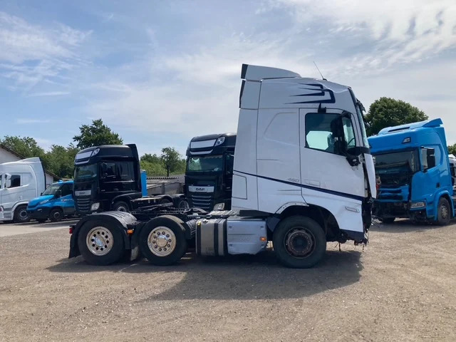 Volvo FH460 6X2 - 트랙터 유닛 : 사진 4 Volvo FH460 6X2 - 트랙터 유닛 : 사진 4