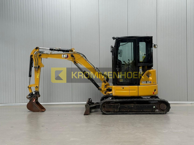 Caterpillar 303.5E CR - 미니 굴삭기 : 사진 1 Caterpillar 303.5E CR - 미니 굴삭기 : 사진 1