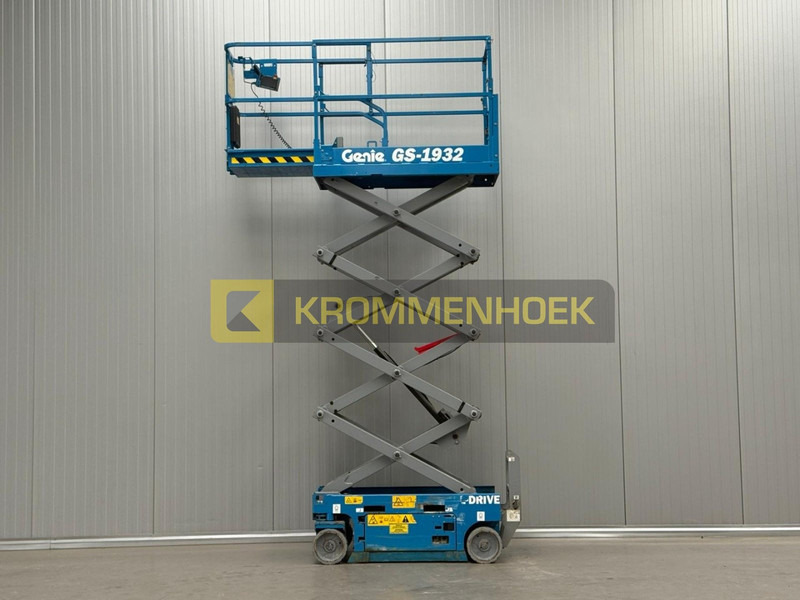 Genie GS 1932 E-drive - 시저 리프트 : 사진 4 Genie GS 1932 E-drive - 시저 리프트 : 사진 4