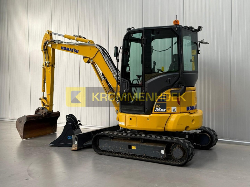 Komatsu PC 35 MR-5 - 미니 굴삭기 : 사진 3 Komatsu PC 35 MR-5 - 미니 굴삭기 : 사진 3