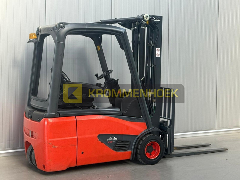 Linde E 18 - 전기 지게차 : 사진 4 Linde E 18 - 전기 지게차 : 사진 4