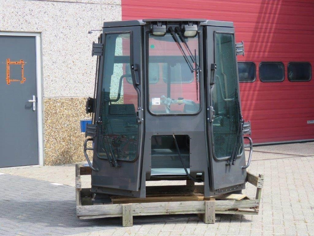 New Holland CE - 운전실 건설기계 용 : 사진 5 New Holland CE - 운전실 건설기계 용 : 사진 5