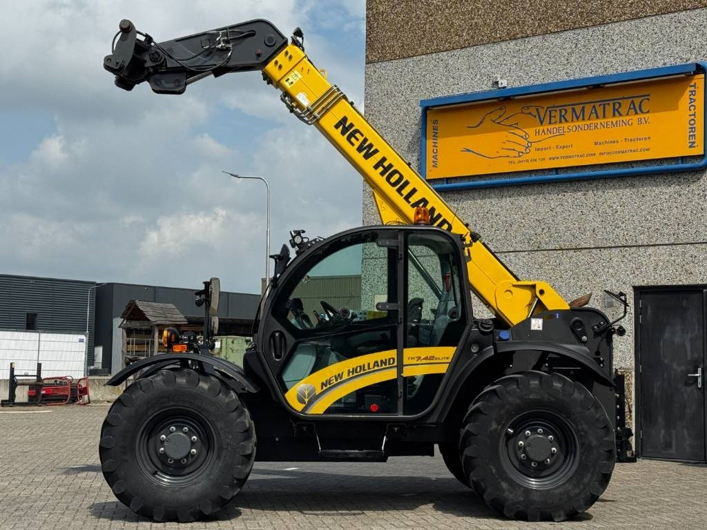 New Holland TH7.42, airco, 1951 hours! - 텔레스코픽 핸들러 : 사진 2 New Holland TH7.42, airco, 1951 hours! - 텔레스코픽 핸들러 : 사진 2