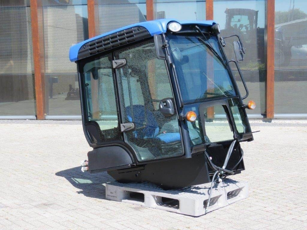New Holland TK - 운전실 농업용 기계 용 : 사진 4 New Holland TK - 운전실 농업용 기계 용 : 사진 4