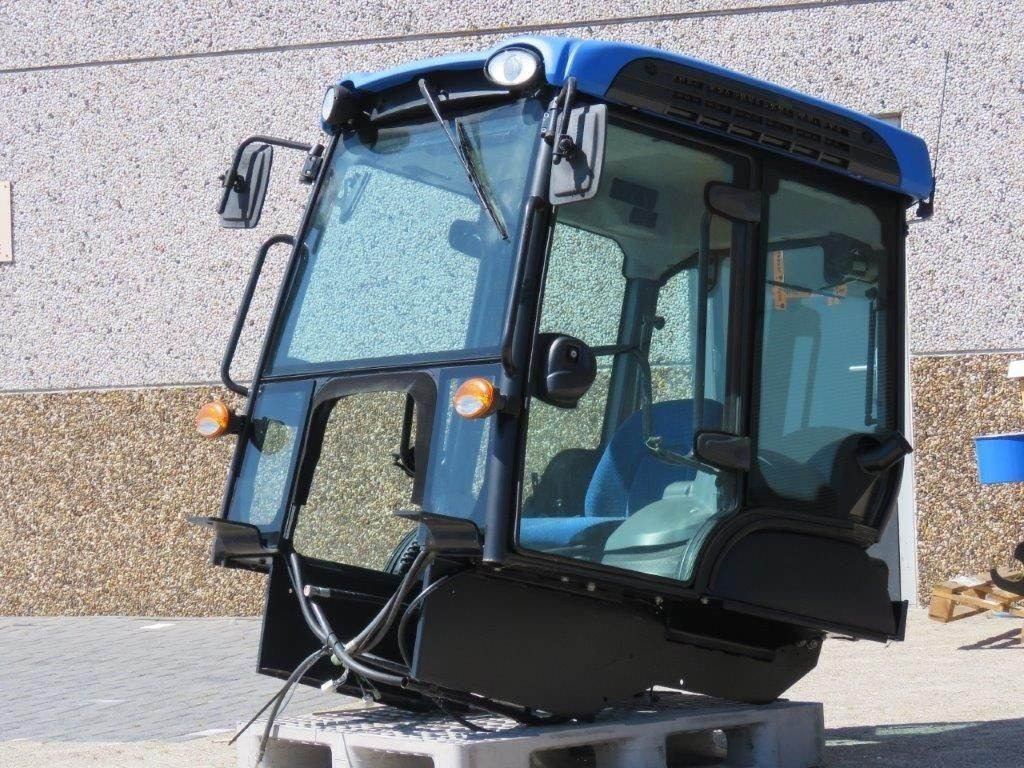New Holland TK - 운전실 건설기계 용 : 사진 2 New Holland TK - 운전실 건설기계 용 : 사진 2