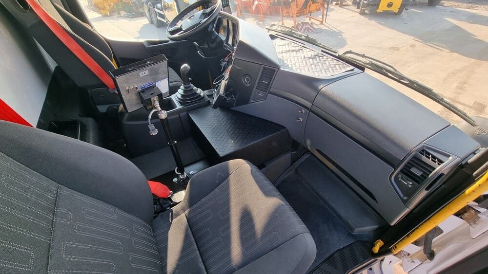 MERCEDES-BENZ AROCS 3243 8x4 | Euro 6 | Piaskarko Solarka Econ 12m³ - 제설차량 : 사진 2 MERCEDES-BENZ AROCS 3243 8x4 | Euro 6 | Piaskarko Solarka Econ 12m³ - 제설차량 : 사진 2