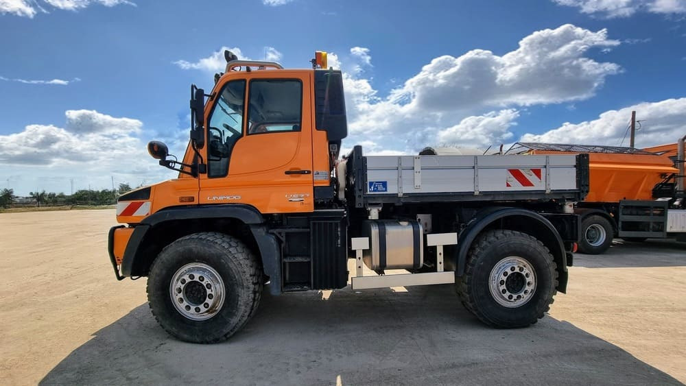 Mercedes-Benz Unimog U527 - 지자체/ 특수 차량 : 사진 4 Mercedes-Benz Unimog U527 - 지자체/ 특수 차량 : 사진 4