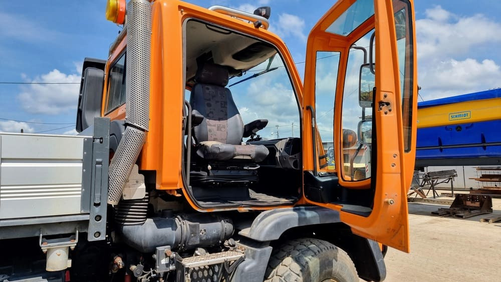 Mercedes-Benz Unimog U527 - 지자체/ 특수 차량 : 사진 3 Mercedes-Benz Unimog U527 - 지자체/ 특수 차량 : 사진 3