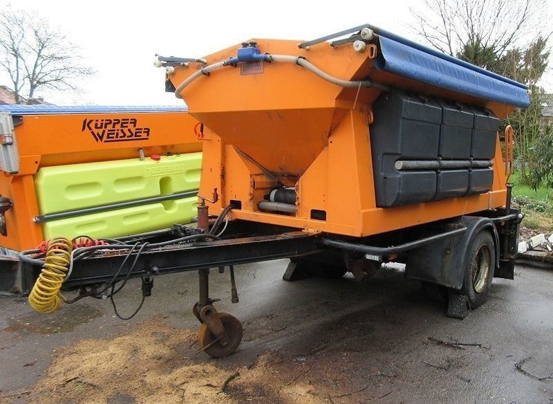 모래/ 소금 살포기 Schmidt Przyczepka 3,5m3 : 사진 1