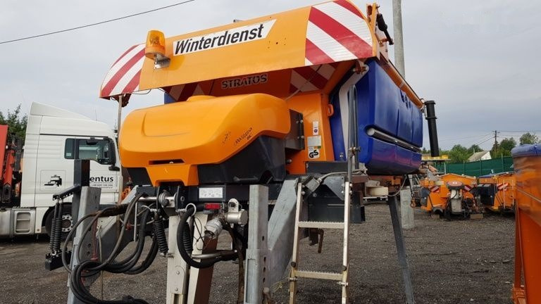 Schmidt Solarko piaskarka SCHMIDT STRATOS 5m3 - 모래/ 소금 살포기 지자체/ 특수 차량 용 : 사진 2 Schmidt Solarko piaskarka SCHMIDT STRATOS 5m3 - 모래/ 소금 살포기 지자체/ 특수 차량 용 : 사진 2