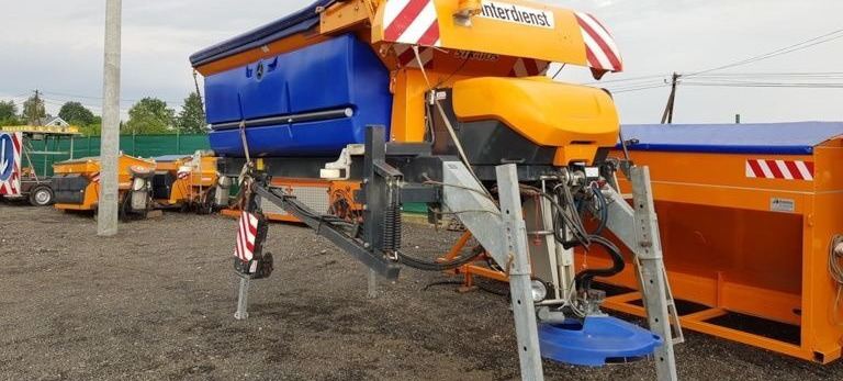 Schmidt Solarko piaskarka SCHMIDT STRATOS 5m3 - 모래/ 소금 살포기 지자체/ 특수 차량 용 : 사진 1 Schmidt Solarko piaskarka SCHMIDT STRATOS 5m3 - 모래/ 소금 살포기 지자체/ 특수 차량 용 : 사진 1