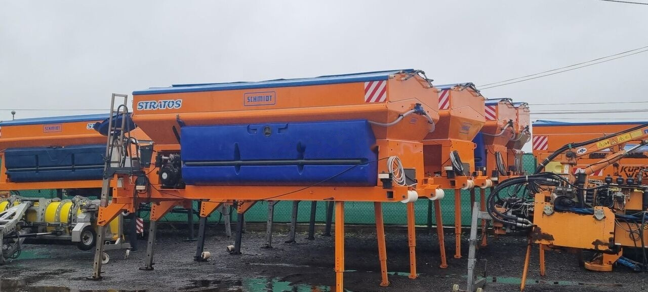 Schmidt odnowiona 2022 - 모래/ 소금 살포기 지자체/ 특수 차량 용 : 사진 2 Schmidt odnowiona 2022 - 모래/ 소금 살포기 지자체/ 특수 차량 용 : 사진 2