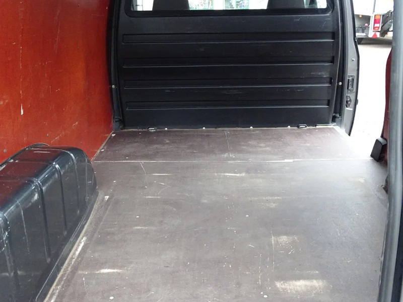 Volkswagen Caddy 2.0 TDI AUT MAXI LMV CARPLAY TR.HAAK - 소형 밴 : 사진 5 Volkswagen Caddy 2.0 TDI AUT MAXI LMV CARPLAY TR.HAAK - 소형 밴 : 사진 5