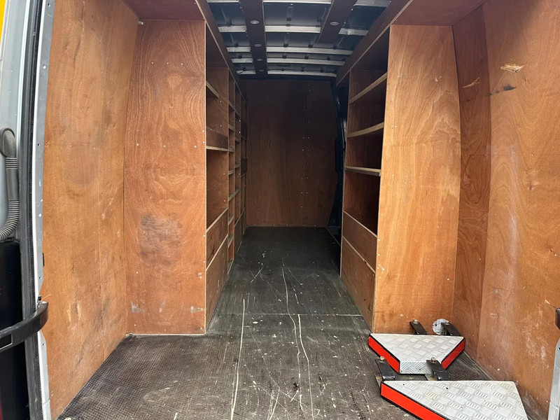 Volkswagen Crafter 50 MAXI 163PK AIRCO CAMERA 3 ZITS 91TKM - 패널 밴 : 사진 5 Volkswagen Crafter 50 MAXI 163PK AIRCO CAMERA 3 ZITS 91TKM - 패널 밴 : 사진 5