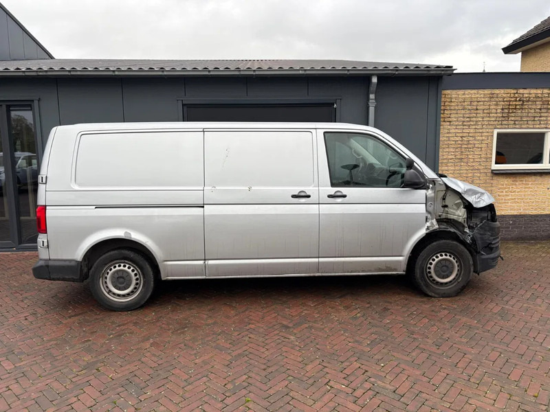 Volkswagen Transporter Lichte Schade 2.0 tdi L2 Carplay Parkeersensoren Dealeronderhouden NAP - 소형 밴 : 사진 3 Volkswagen Transporter Lichte Schade 2.0 tdi L2 Carplay Parkeersensoren Dealeronderhouden NAP - 소형 밴 : 사진 3