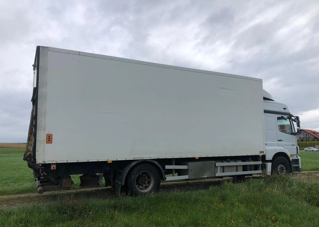 등온 트럭 MERCEDES-BENZ AXOR PRZEBIEG TYLKO 322000 KM!!!! : 사진 28 등온 트럭 MERCEDES-BENZ AXOR PRZEBIEG TYLKO 322000 KM!!!! : 사진 28