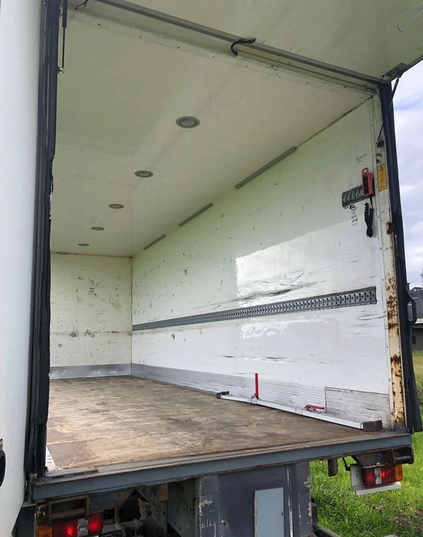 등온 트럭 MERCEDES-BENZ AXOR PRZEBIEG TYLKO 322000 KM!!!! : 사진 10 등온 트럭 MERCEDES-BENZ AXOR PRZEBIEG TYLKO 322000 KM!!!! : 사진 10