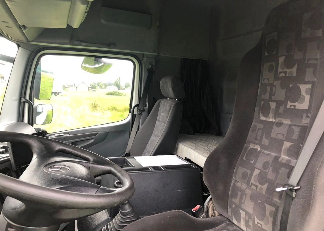 등온 트럭 MERCEDES-BENZ AXOR PRZEBIEG TYLKO 322000 KM!!!! : 사진 22 등온 트럭 MERCEDES-BENZ AXOR PRZEBIEG TYLKO 322000 KM!!!! : 사진 22