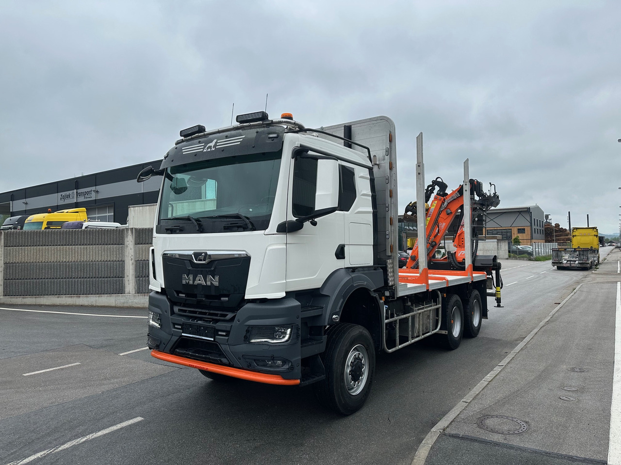 MAN TGS 33.520 6X6 BL intarder PENZ 12Z - 목재 트럭 : 사진 2 MAN TGS 33.520 6X6 BL intarder PENZ 12Z - 목재 트럭 : 사진 2
