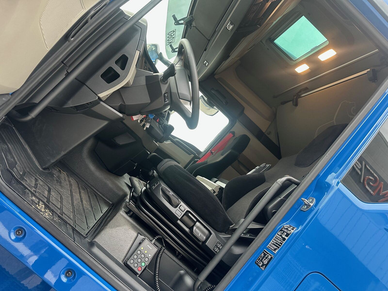 MAN TGX 26.440 6X2-4 LL intarder. Led - 캡 새시 트럭 : 사진 5 MAN TGX 26.440 6X2-4 LL intarder. Led - 캡 새시 트럭 : 사진 5