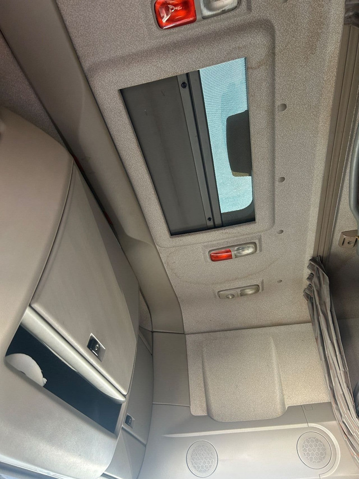 DAF XF 460 XF460 Super Space Cab - 트랙터 유닛 : 사진 5 DAF XF 460 XF460 Super Space Cab - 트랙터 유닛 : 사진 5